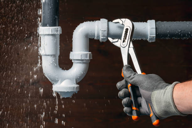 Professional Gas Line Repair technician working in Leeds, MA